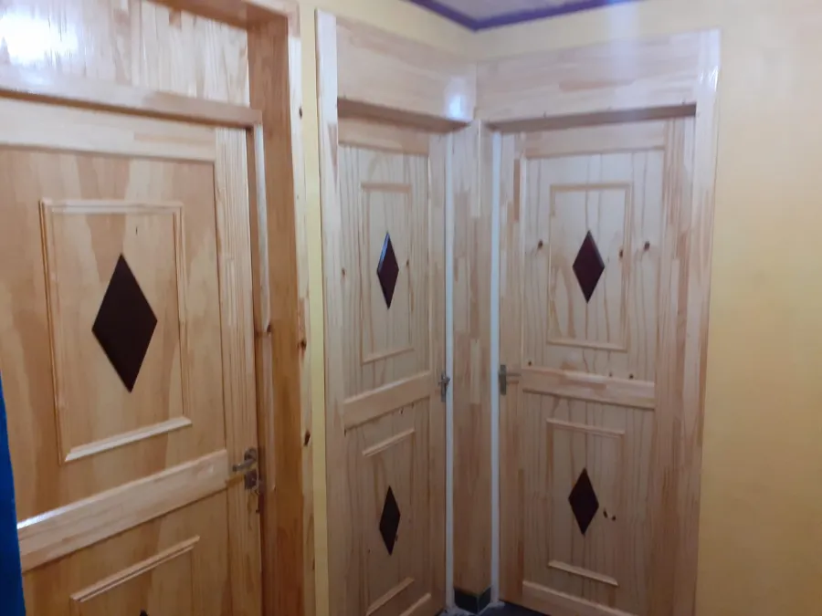 Puerta de madera de interior a medida